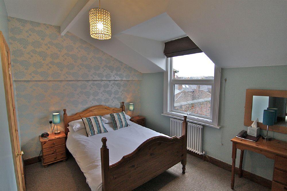 Warrens Guest House York Eksteriør bilde